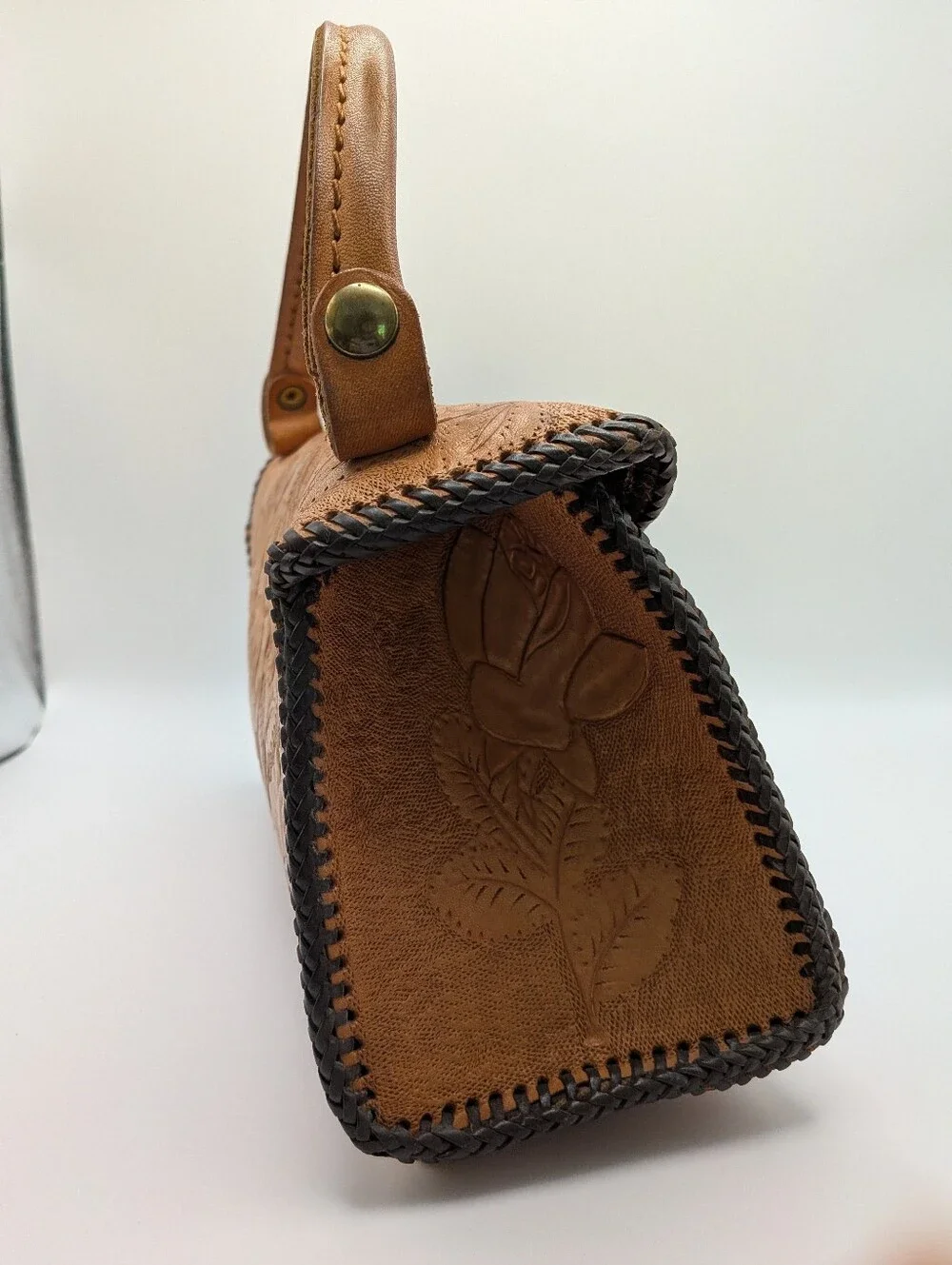 Vintage 70s Hand Tooled Floral Leather Top Handle Bag Purse
